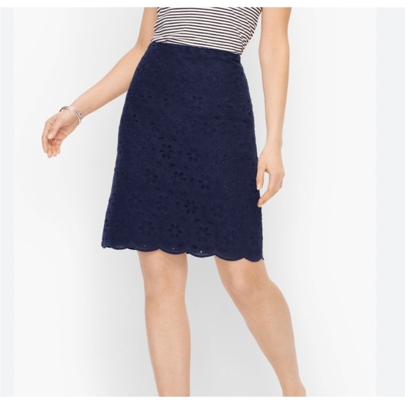 Talbots Navy Blue 100% Cotton Scalloped Skirt - Picture 1 of 5